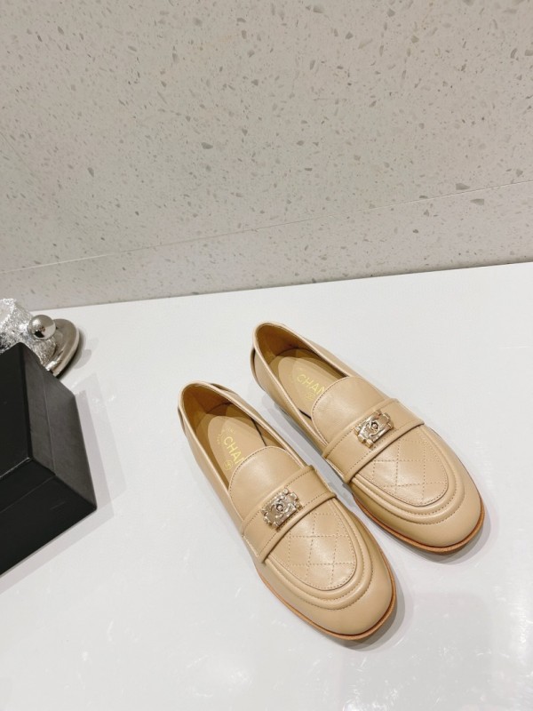 Chanel Women Loafers Nude CHN-015